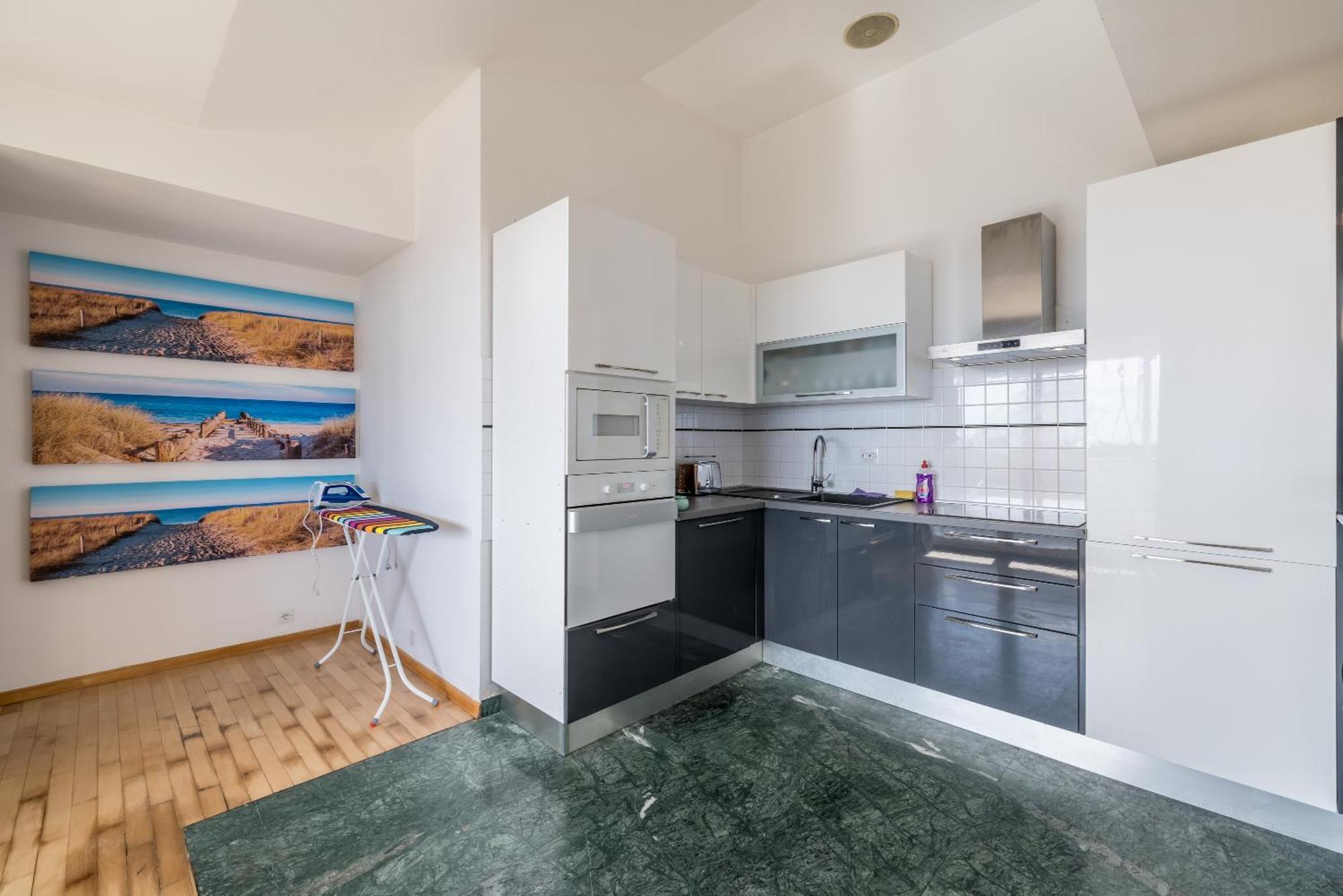 Urban Utopia Penthouse With Private Parking สปลิท ภายนอก รูปภาพ